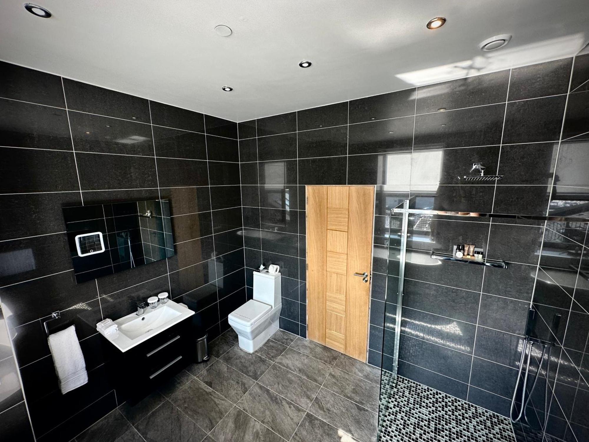 Halvard Apartments At Castletown Luaran gambar